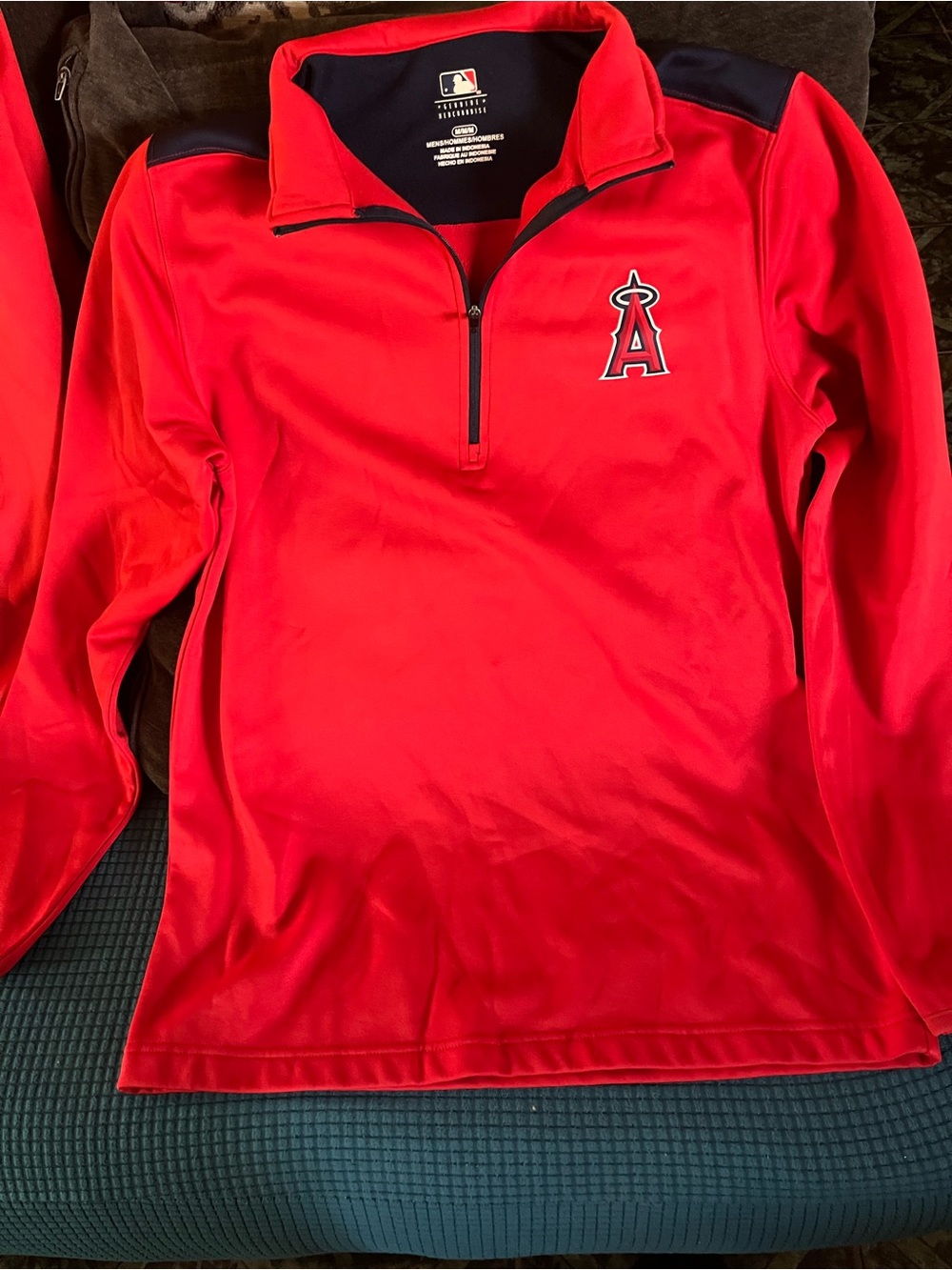 Genuine Merchandise Red and Navy MLB Quarter-Zip Pullover